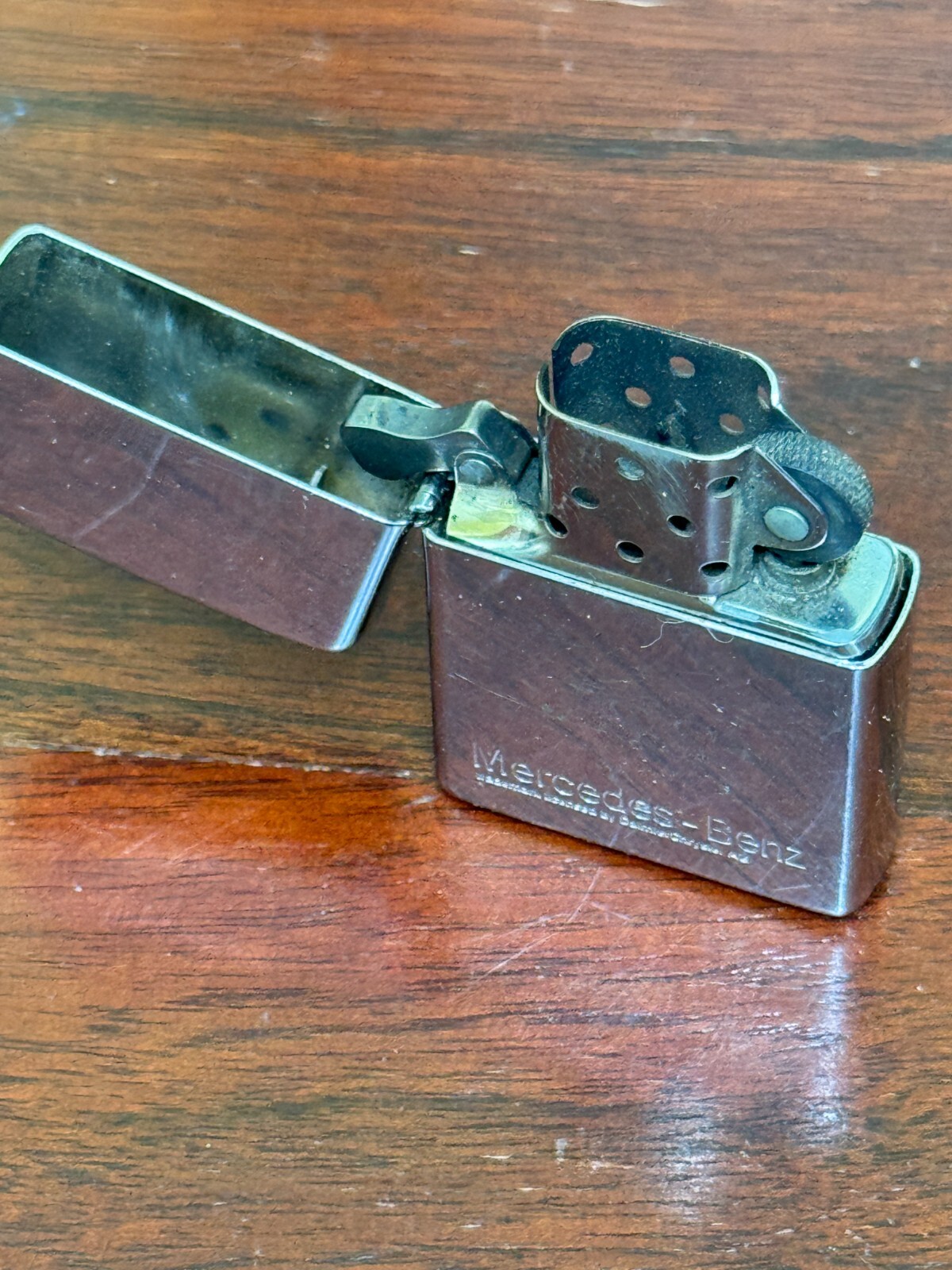 MERCEDS – BENZ ZIPPO LIGHTER ENGRAVED „JSS“ – SMOKING – CIGARETTE CIGAR