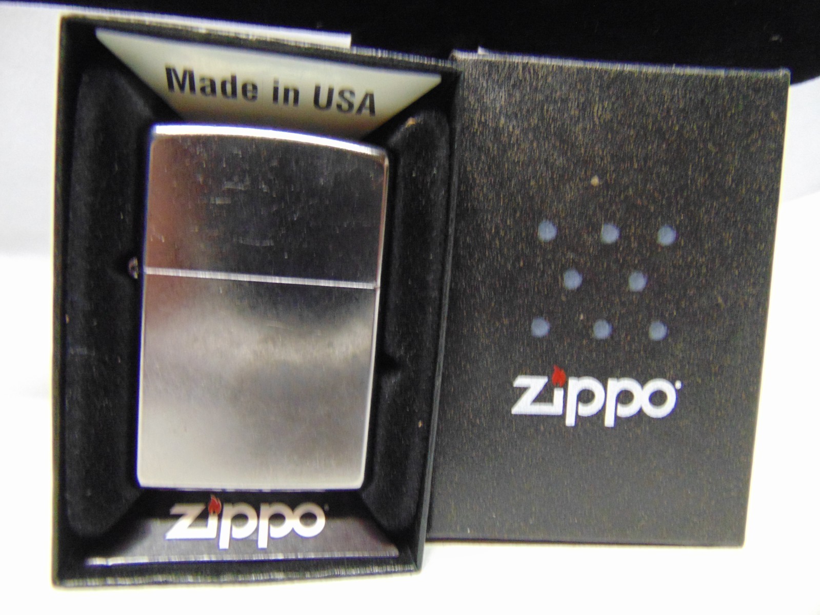 NIP Zippo Cigarette lighter silver color H 15 made in the USA 2 1/4″ x 1 1/2″