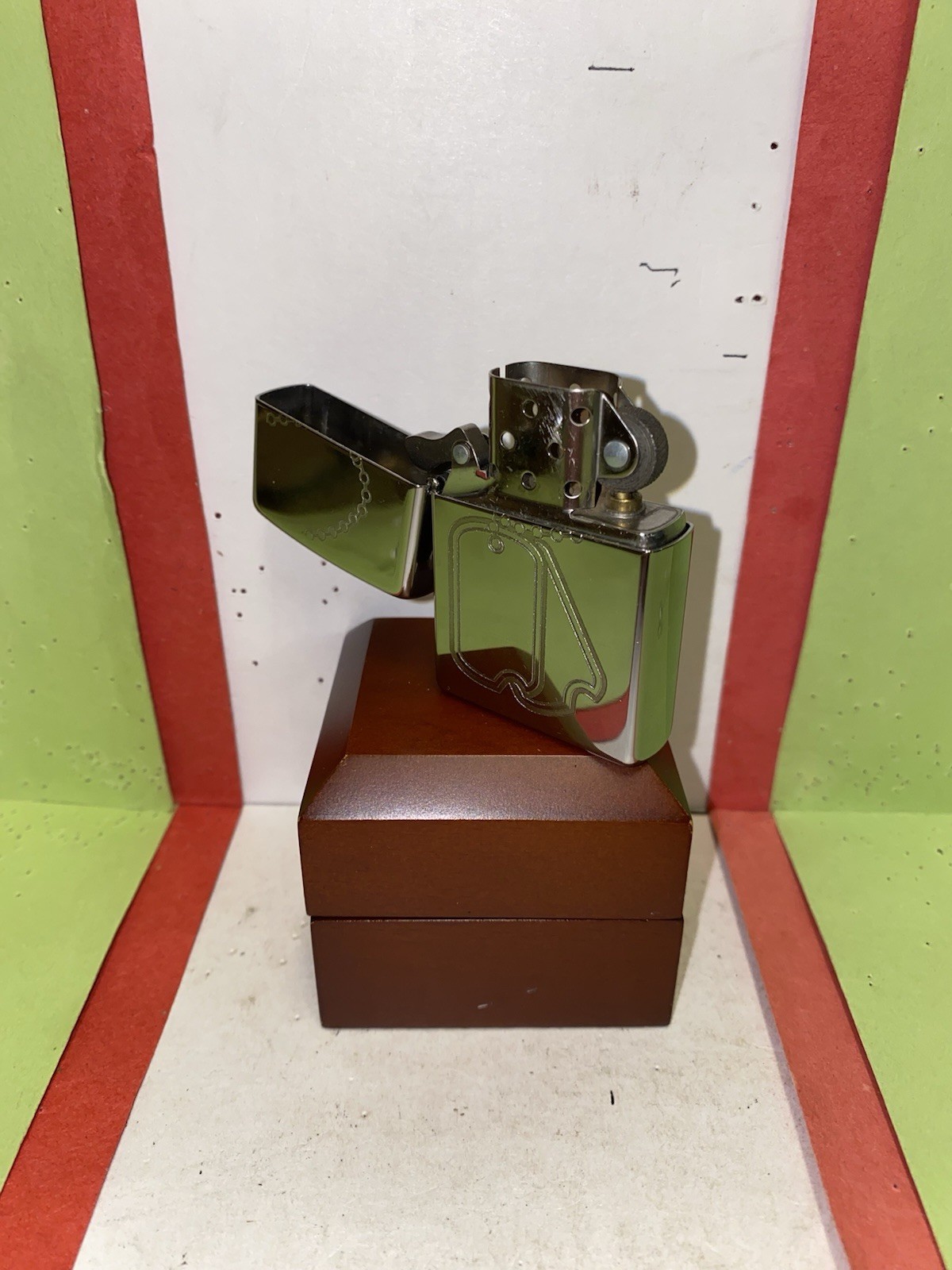 SET OF 3 DIFFERENT ZIPPO LIGHTERS. GOOD WORKING CONDITION. MADE IN USA. EMPTY.