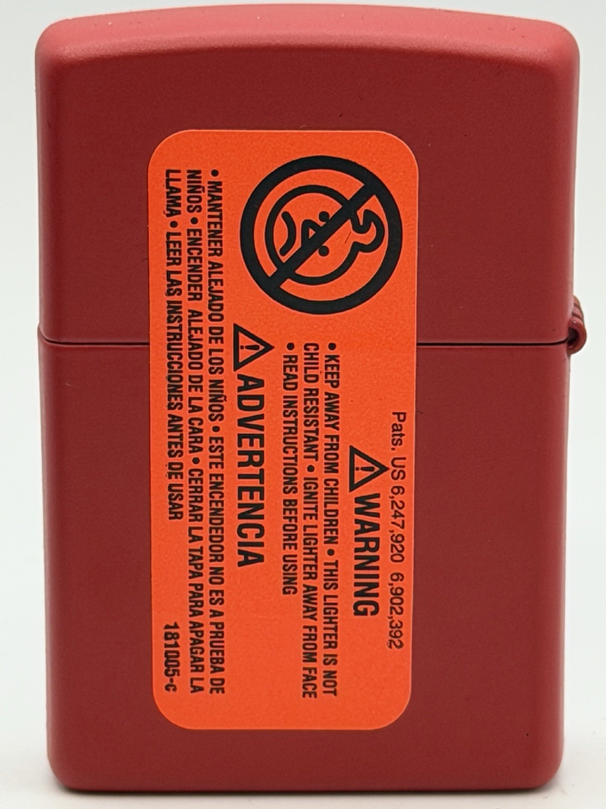 Case XX Knives Christmas Workshop Design Red Matte Zippo Lighter NEW