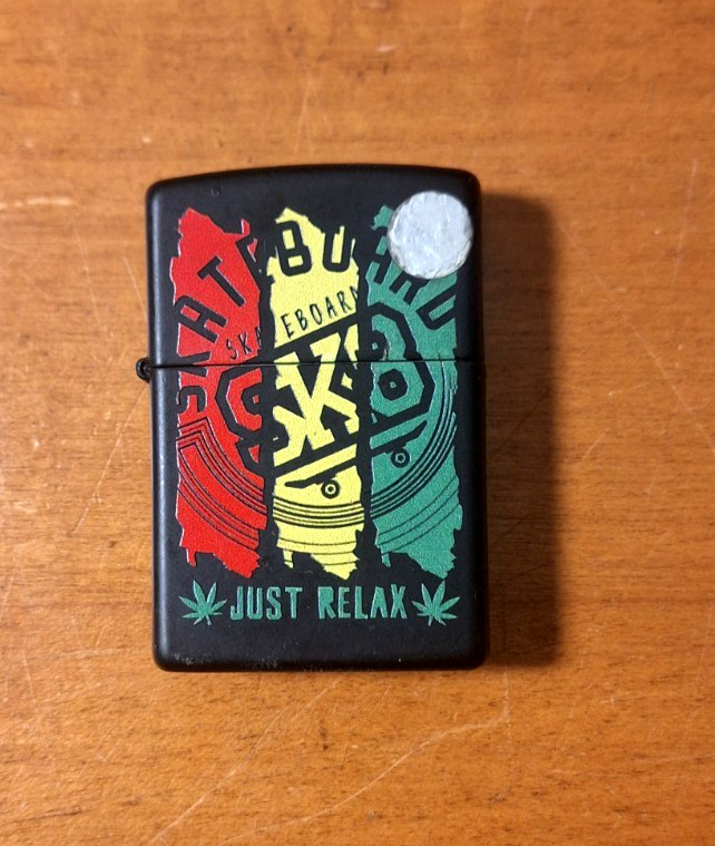 Zippo Lighter “Just Relax” Graphic – Bradford PA – Made in USA – Used