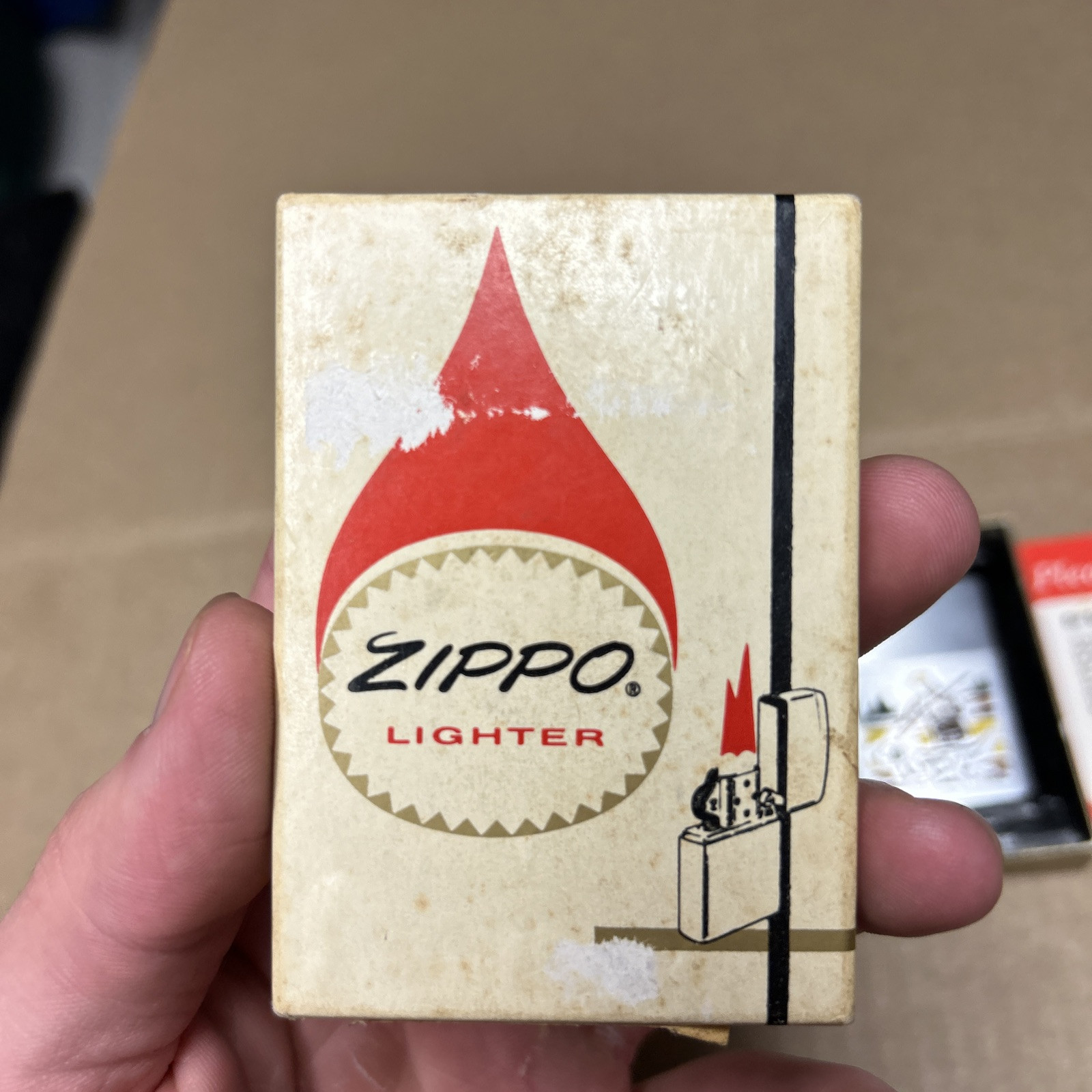 Vintage 1972 Zippo Lighter BIRD HUNTER NO 180 Pointer Setter Dog Rifle
