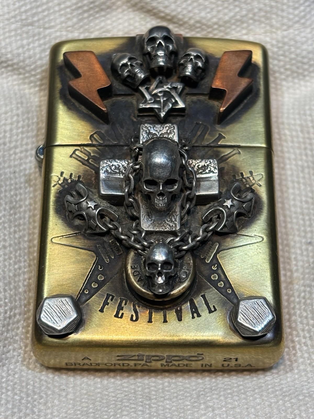 RARE Handmade. Heavy Sterling stamp Rock festival Zippo 2-side velvet Box