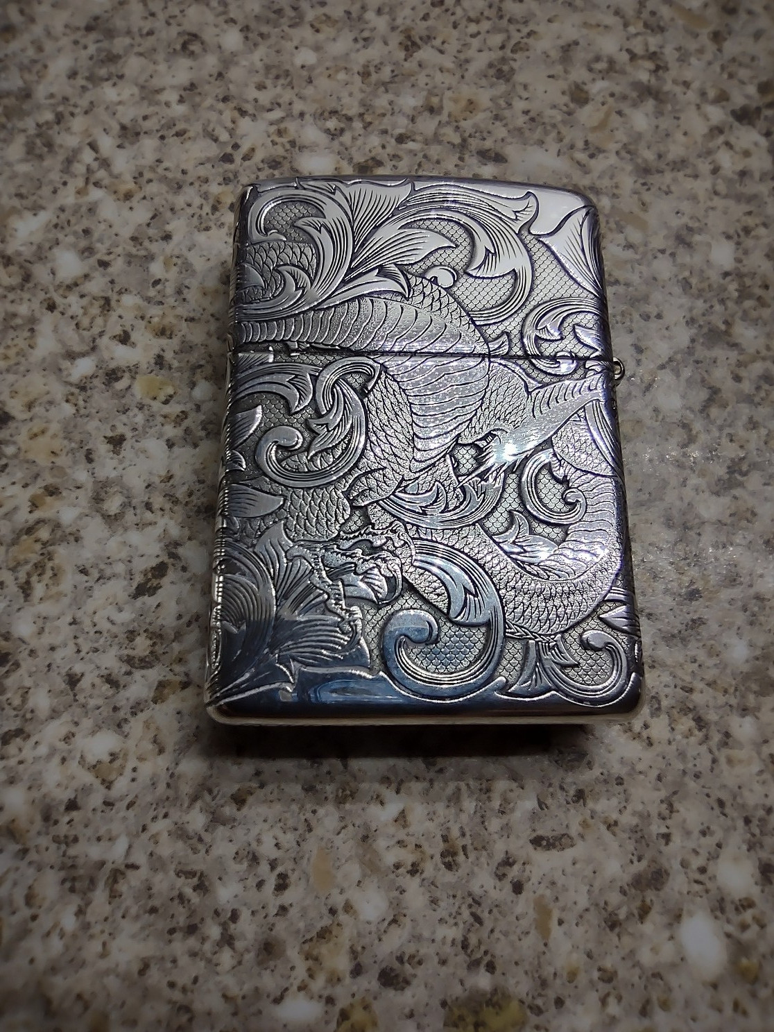 Zippo – Solid Sterling Silver – Armoured Case Unique Dragon Carved New & Unused