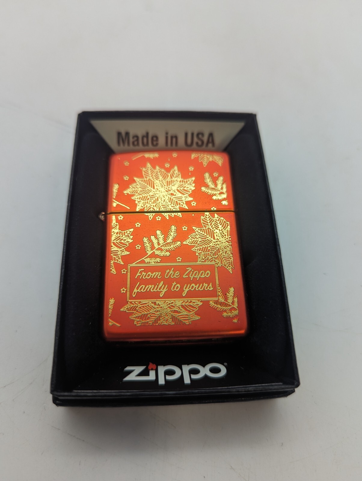 SPECIAL EDITION 49475 ZIPPO LIGHTER Red Christmas Fam Holiday Poinsettia