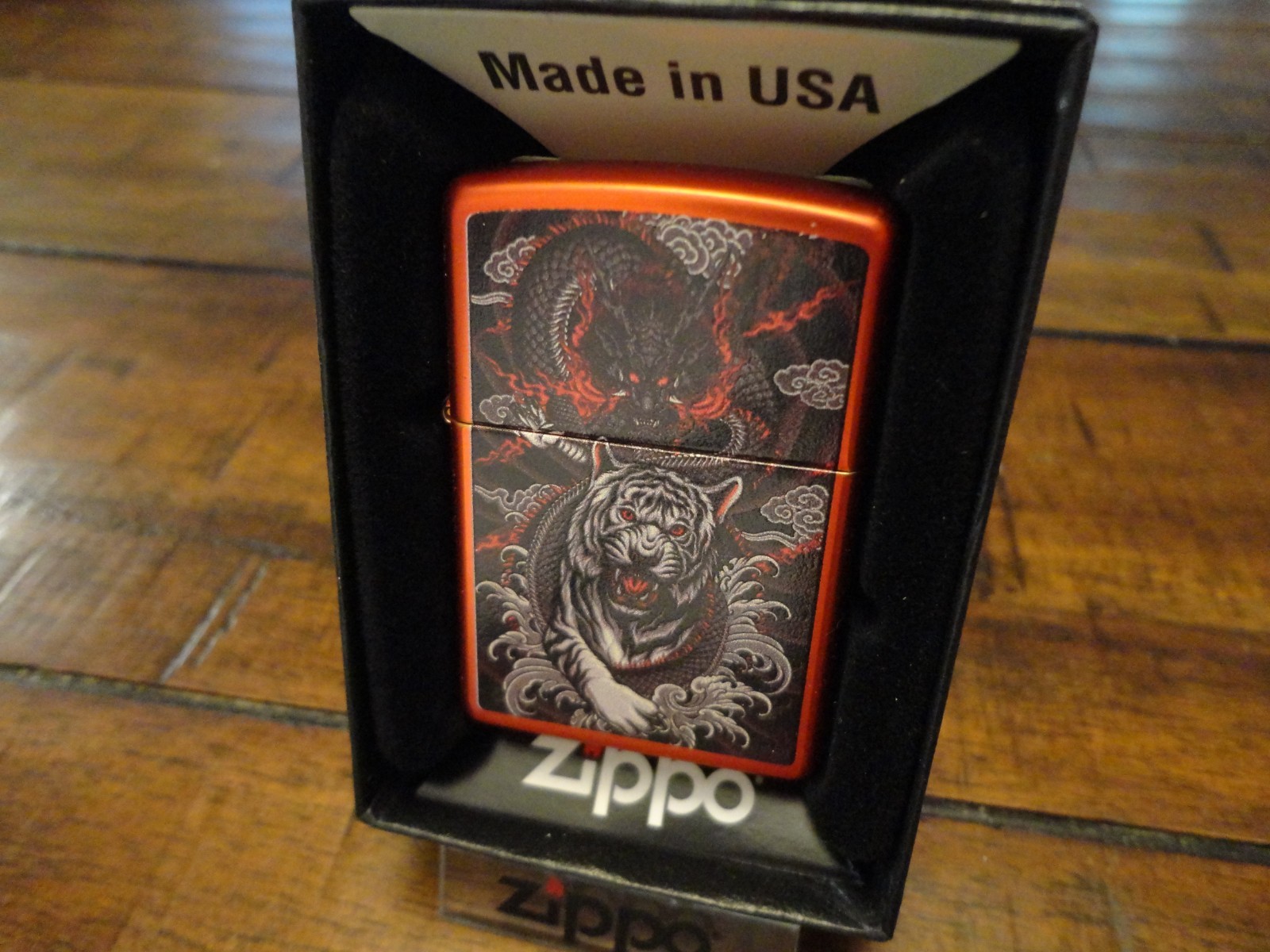 TIGER AND DRAGON DESIGN METALLIC RED ZIPPO LIGHTER MINT IN BOX