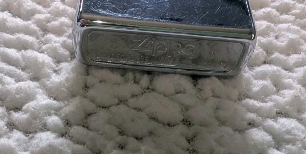 Camel Smoking Joes Racing Polished Chrome Zippo Lighter In Tin 1994