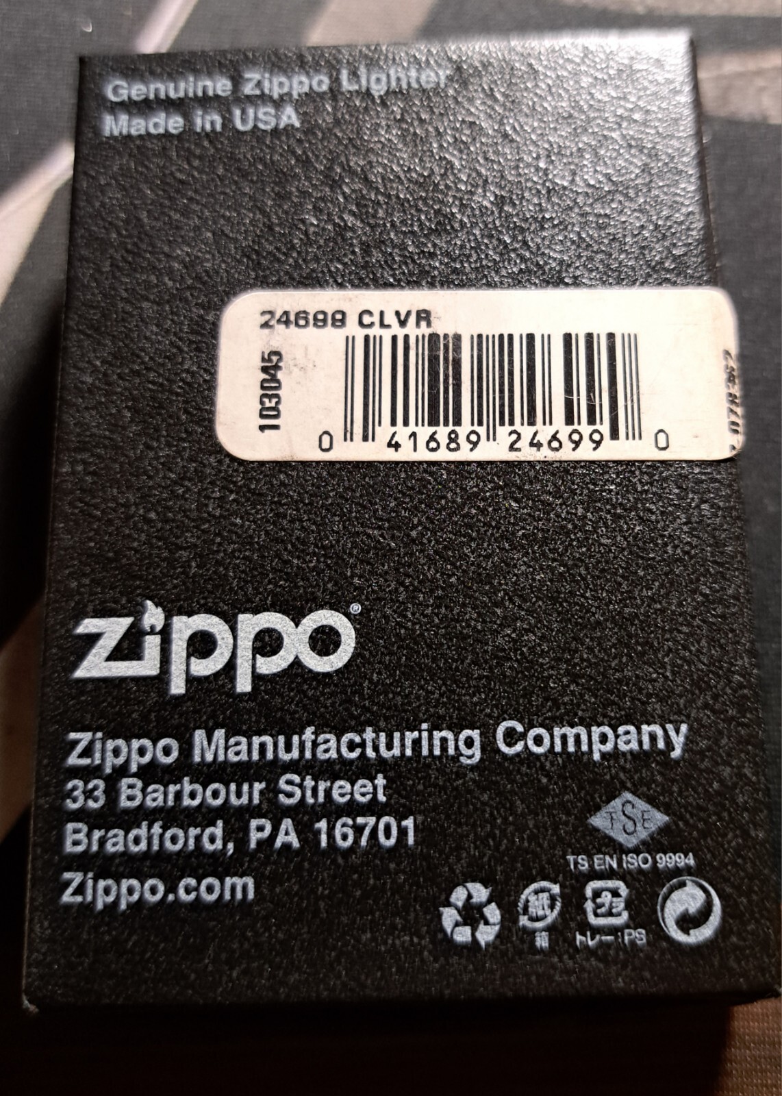 Zippo Lighter Polished Four Leaf Clover -Must Have 2015