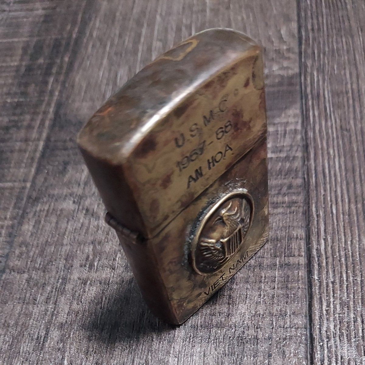 Zippo lighter items ZIPPO VIETNAM 1967 68 American National Emblem