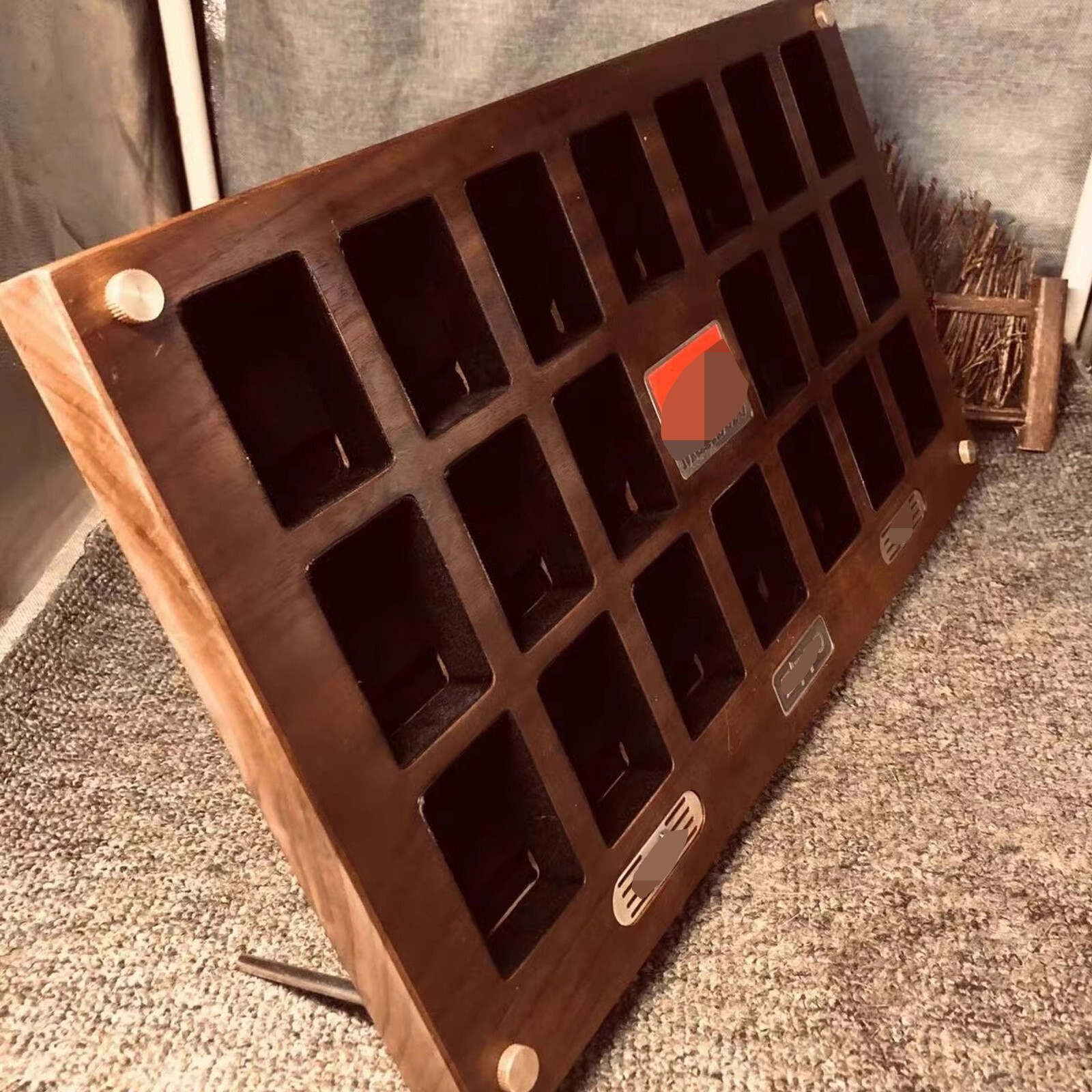 20 Slot Advanced Black Walnut Collection Display Case – For Zippo Lighters