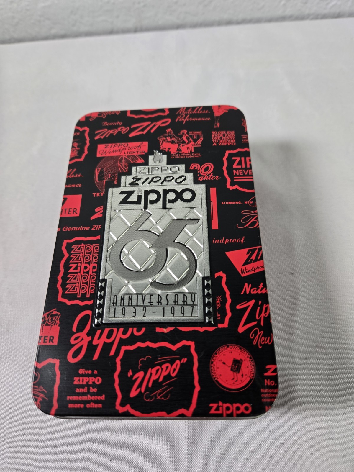VTG Zippo In Case 65th Anniversary 1932-1997 Unused