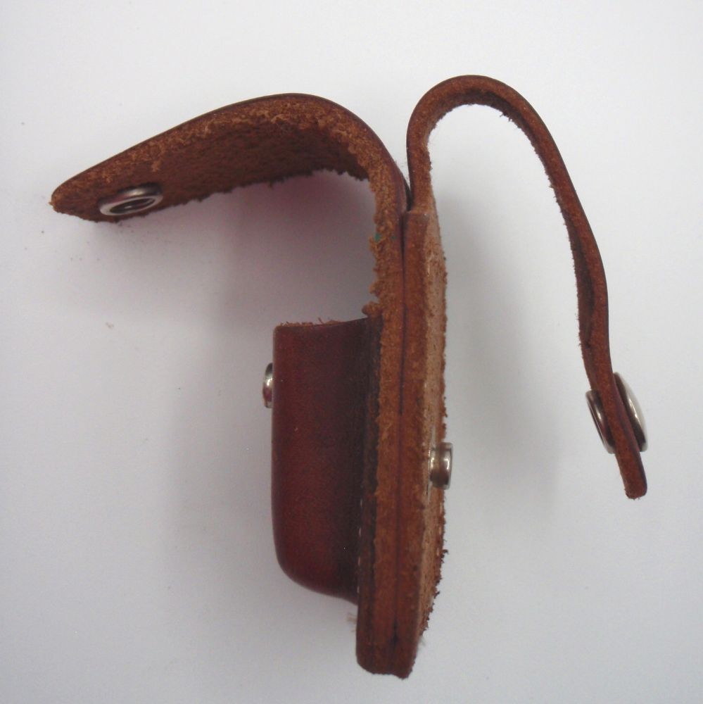 1998 Zippo Lighter with Brown Leather Case Holster Belt Loop „The Garage Gang“
