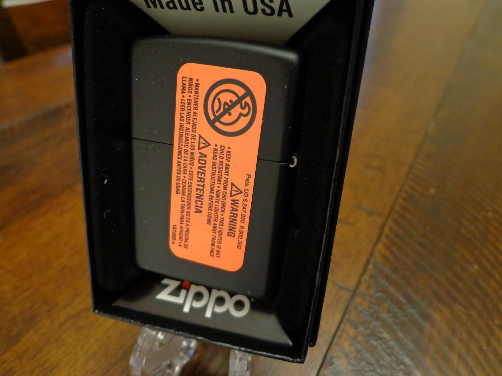 PAINTED WOLF BLACK MATTE ZIPPO LIGHTER MINT IN BOX
