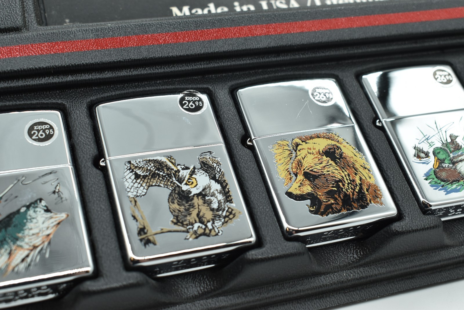 Zippo – ANIMAL OUTDOOR SERIES‘ SET IN STORE DISPLAY STAND, 1990’s 8 New Lighters