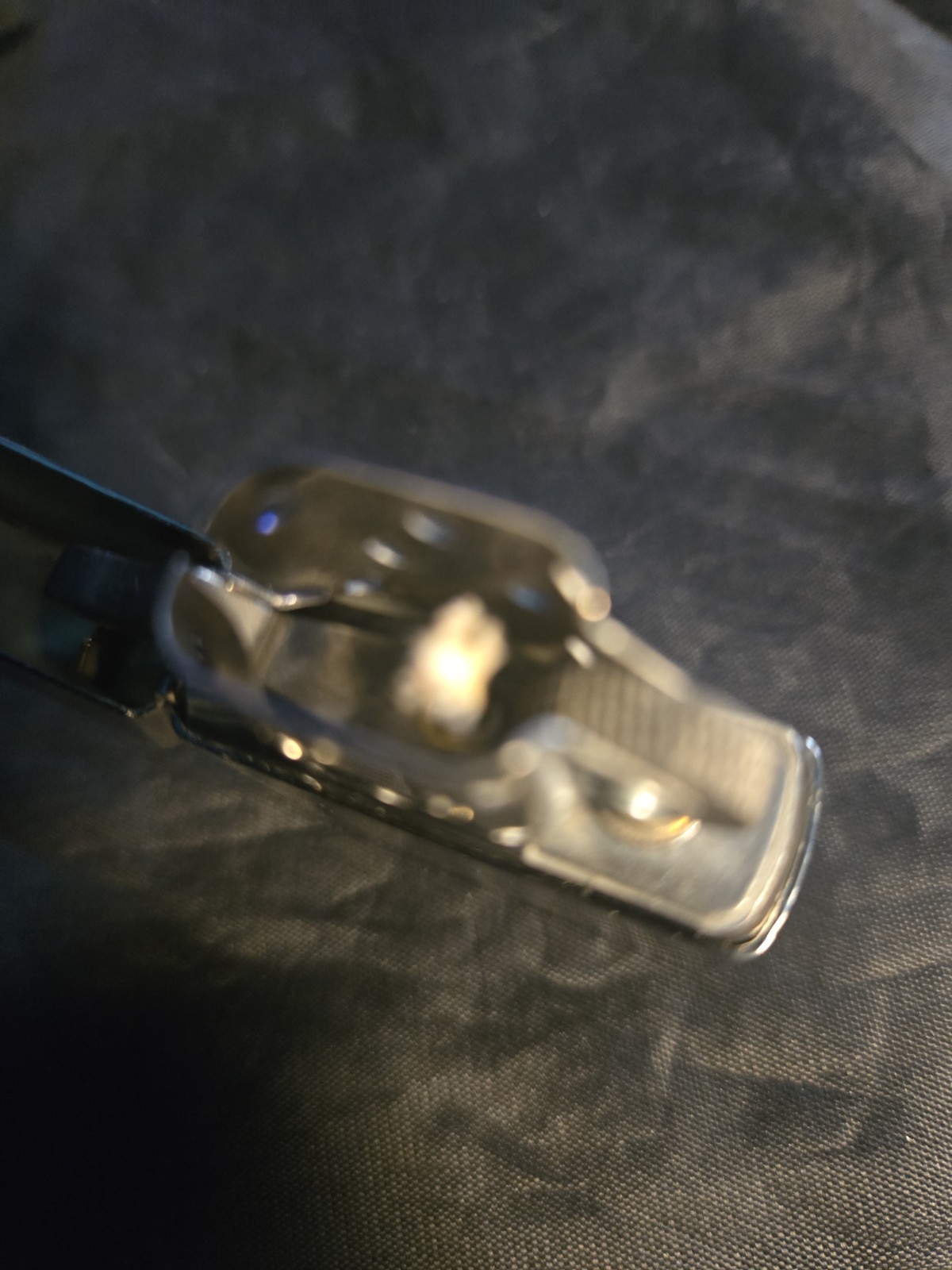 Zippo Fine Horizontal Line Lighter With Plastic Case 2006 Unused