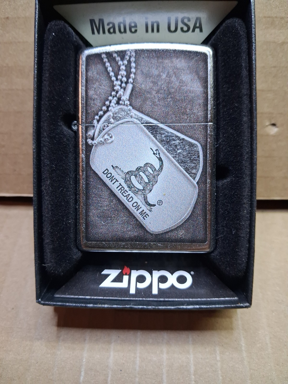 ZIPPO Windproof Lighter Don’t Tread on Me Dog Tags Unfired New In Box