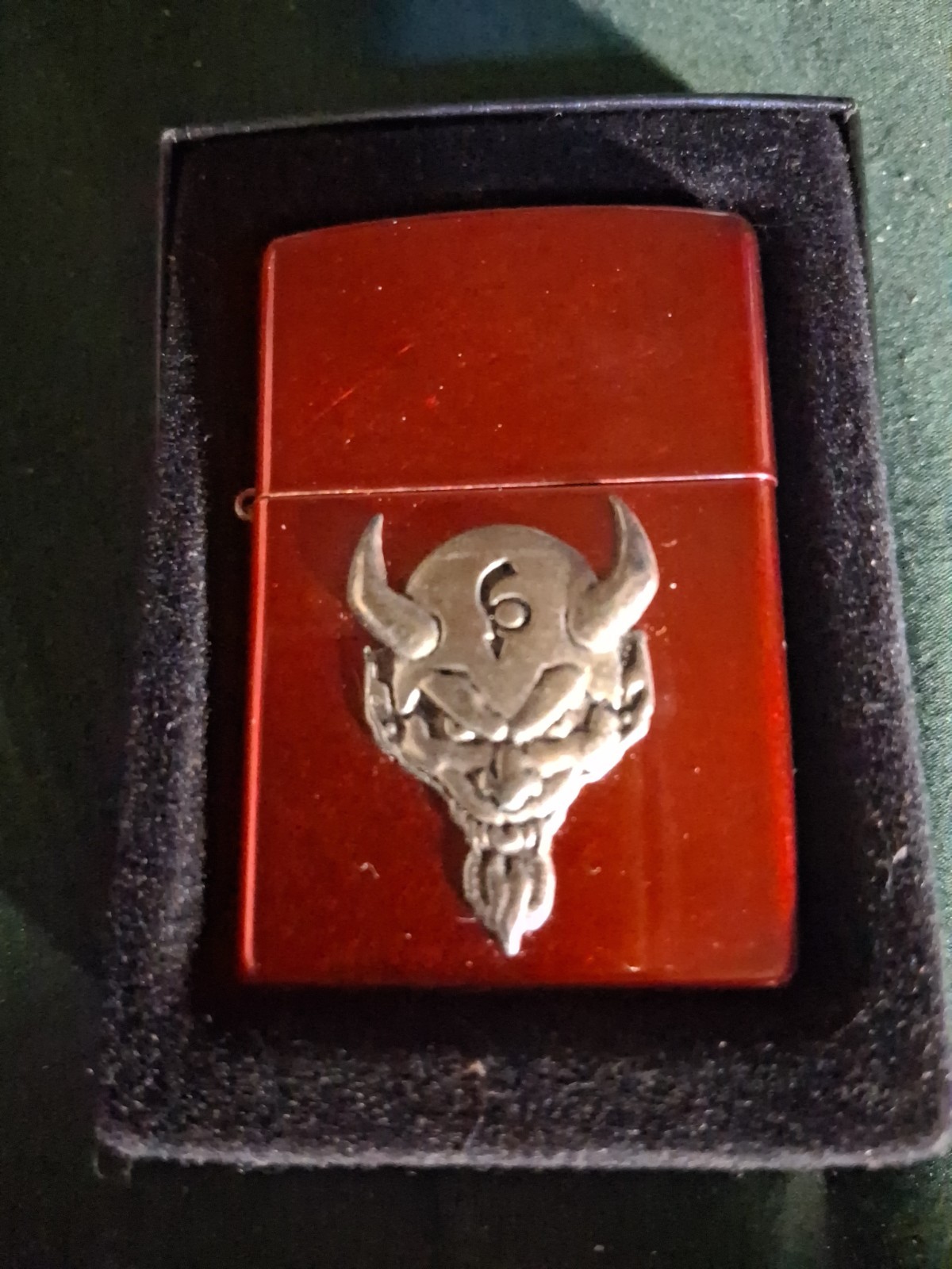 ZIPPO CANDY APPLE RED EL DIABLO LIGHTER 2007 NEVER FILLED OR LIT. DISCONTINUED!