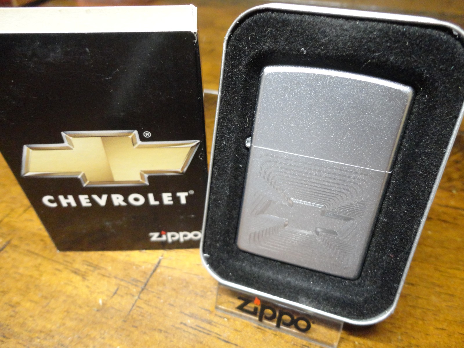 CHEVY CHEVROLET BOW TIE ILLUSION LOGO ZIPPO LIGHTER MINT IN BOX 2007