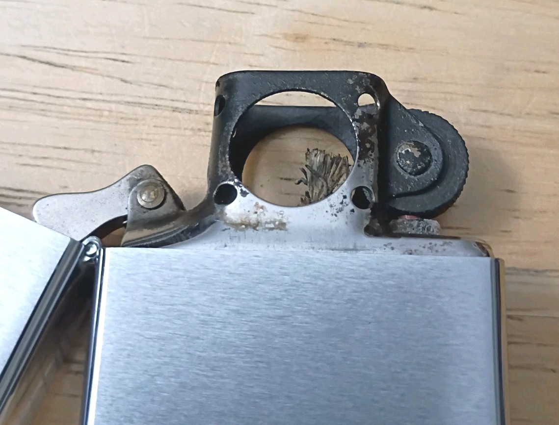 Vintage 1988 Brushed Chrome Zippo Smoking Pipe Lighter