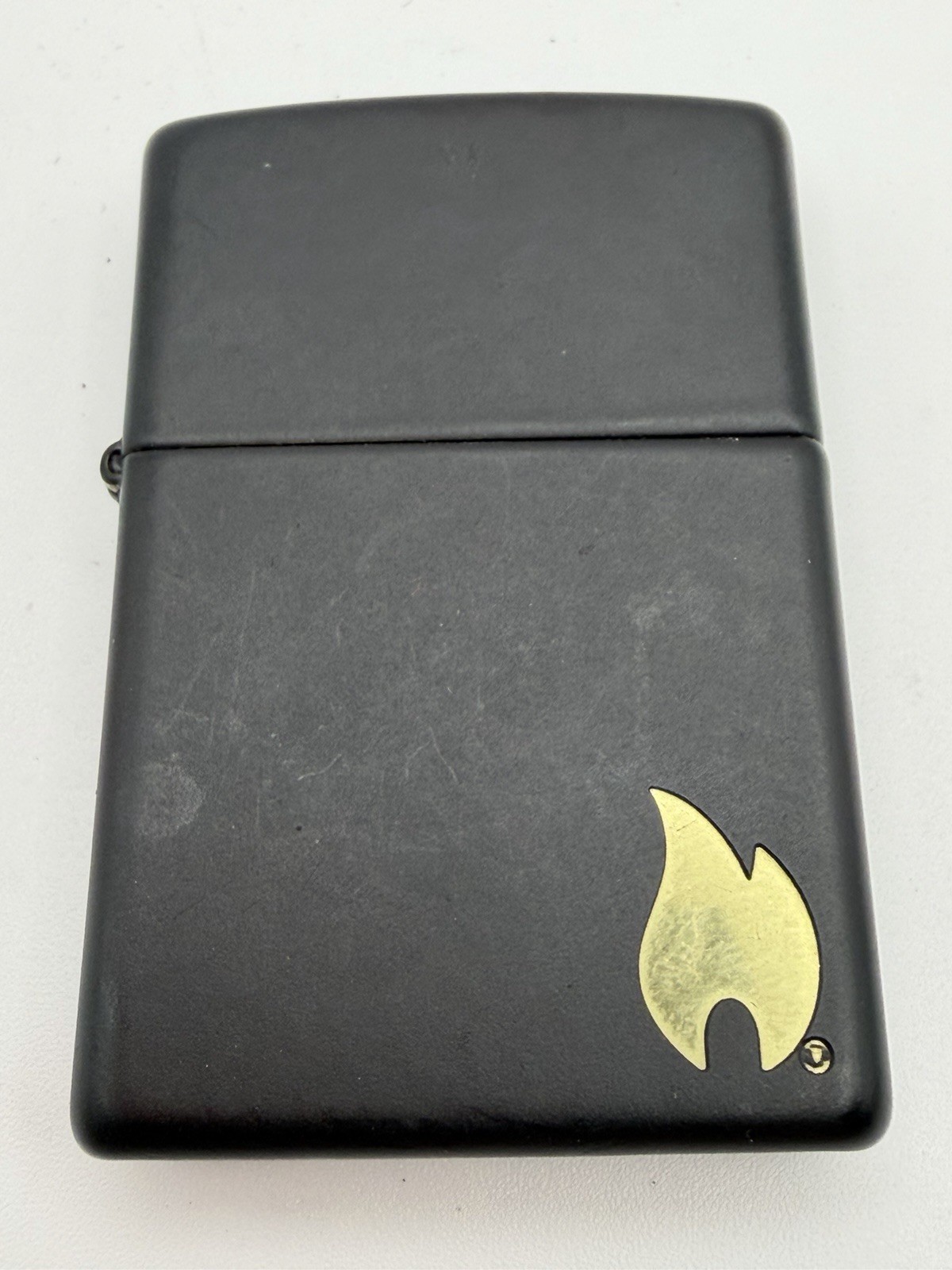 2022 Gold Zippo Flame Icon Black Matte Zippo Lighter New