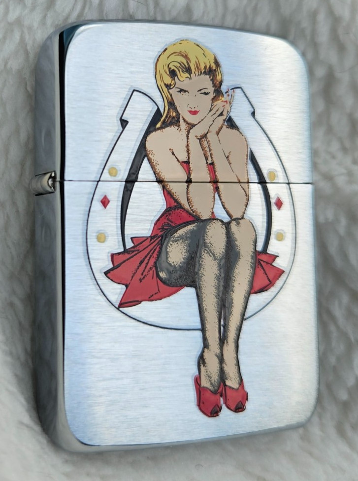 Zippo Lighter 2007 Choice Collection: LUCKY HORSESHOE 1941 REPLICA, Lady in Red