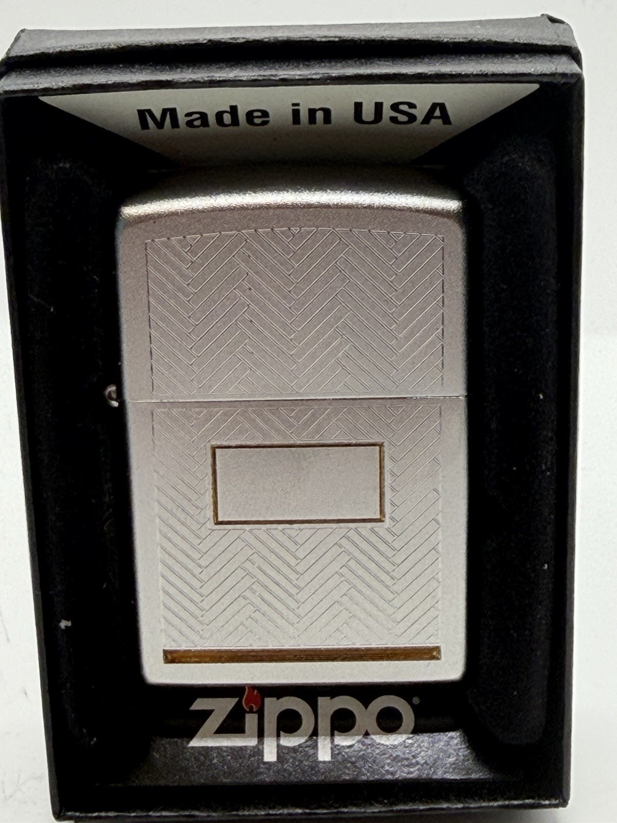 Vintage 2012 Herringbone Chrome Zippo Lighter New B5