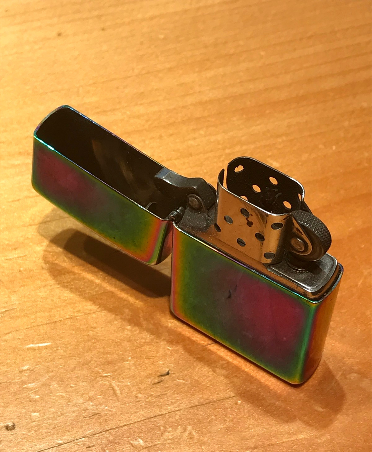 CLASSIC MULTI COLOR SPECTRUM IRIDESCENT ZIPPO LIGHTER MADE IN BRADFORD, PA USA