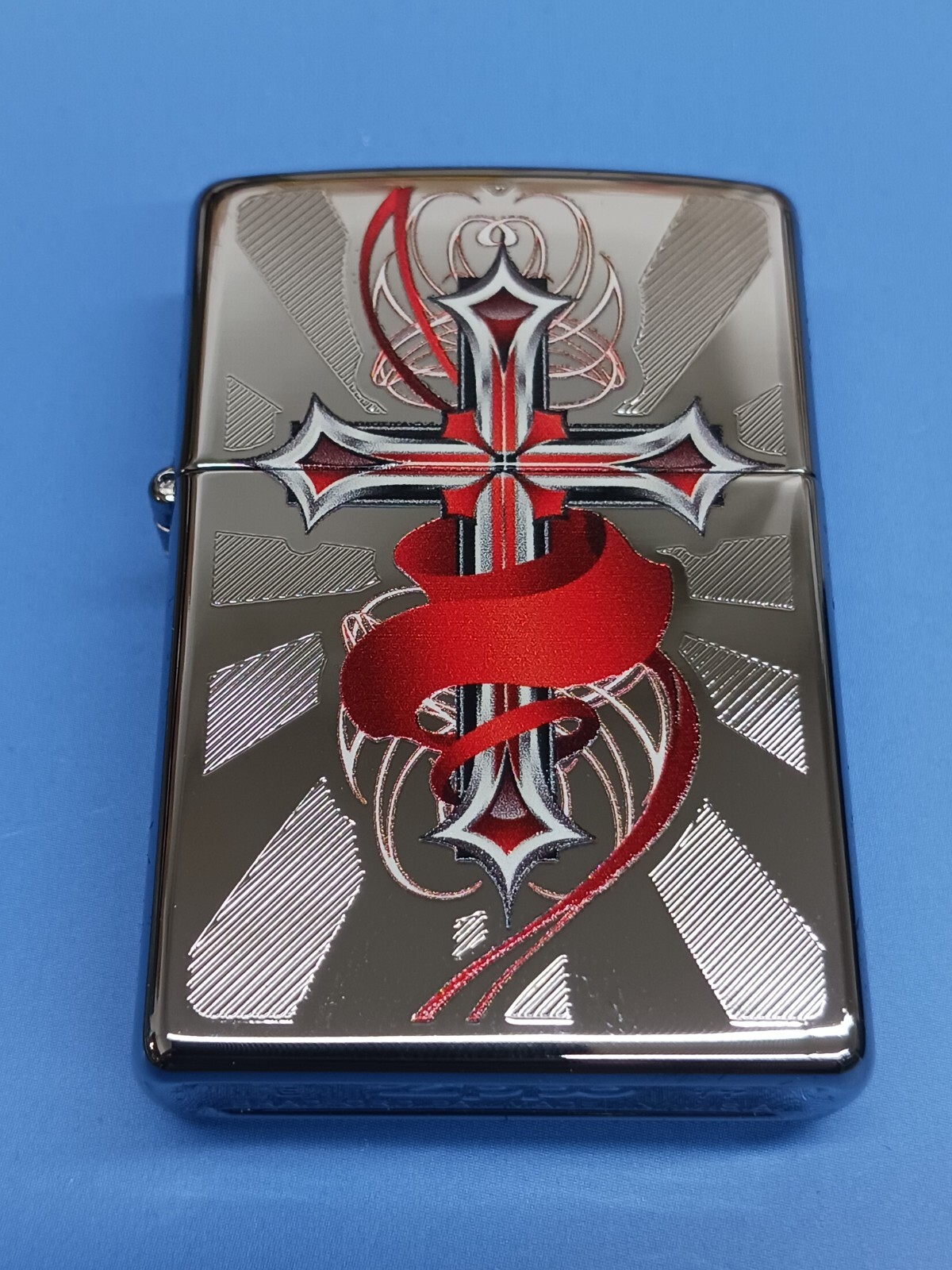 Zippo Cross with Red Accents High Polish Chrome 28526