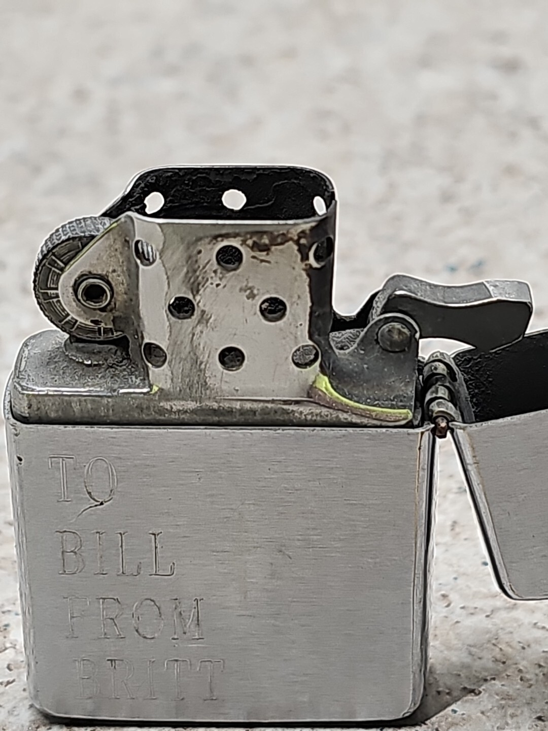 Vintage 1977 ||| ZIPPO || With Black Leather Case For Belt