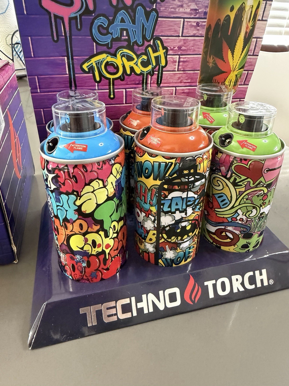 TECHNO SMALL SPRAY CAN TORCH-COUNT 1