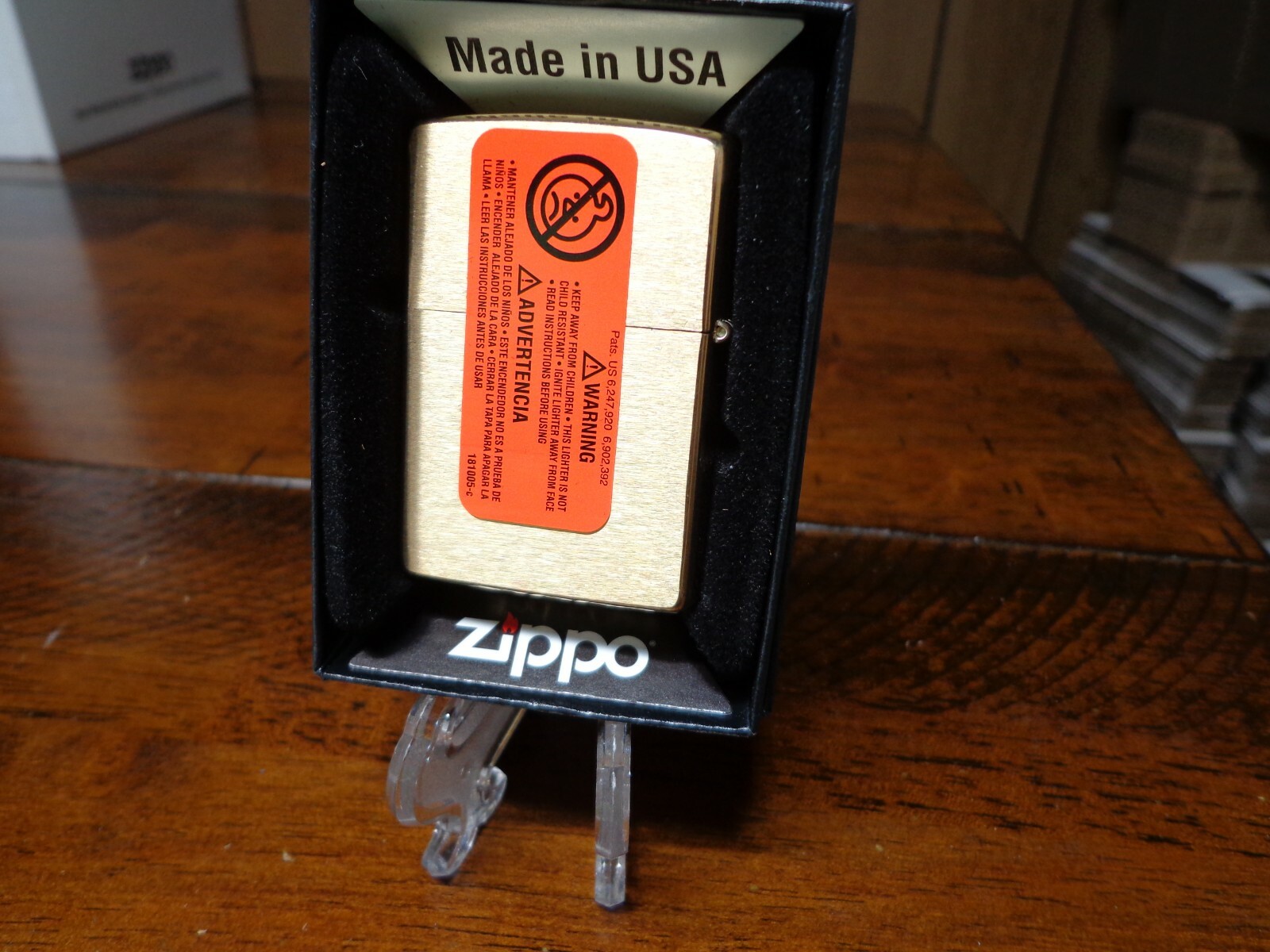BISON BUFFALO YELLOWSTONE NATIONAL PARK BRASS ZIPPO LIGHTER MINT IN BOX