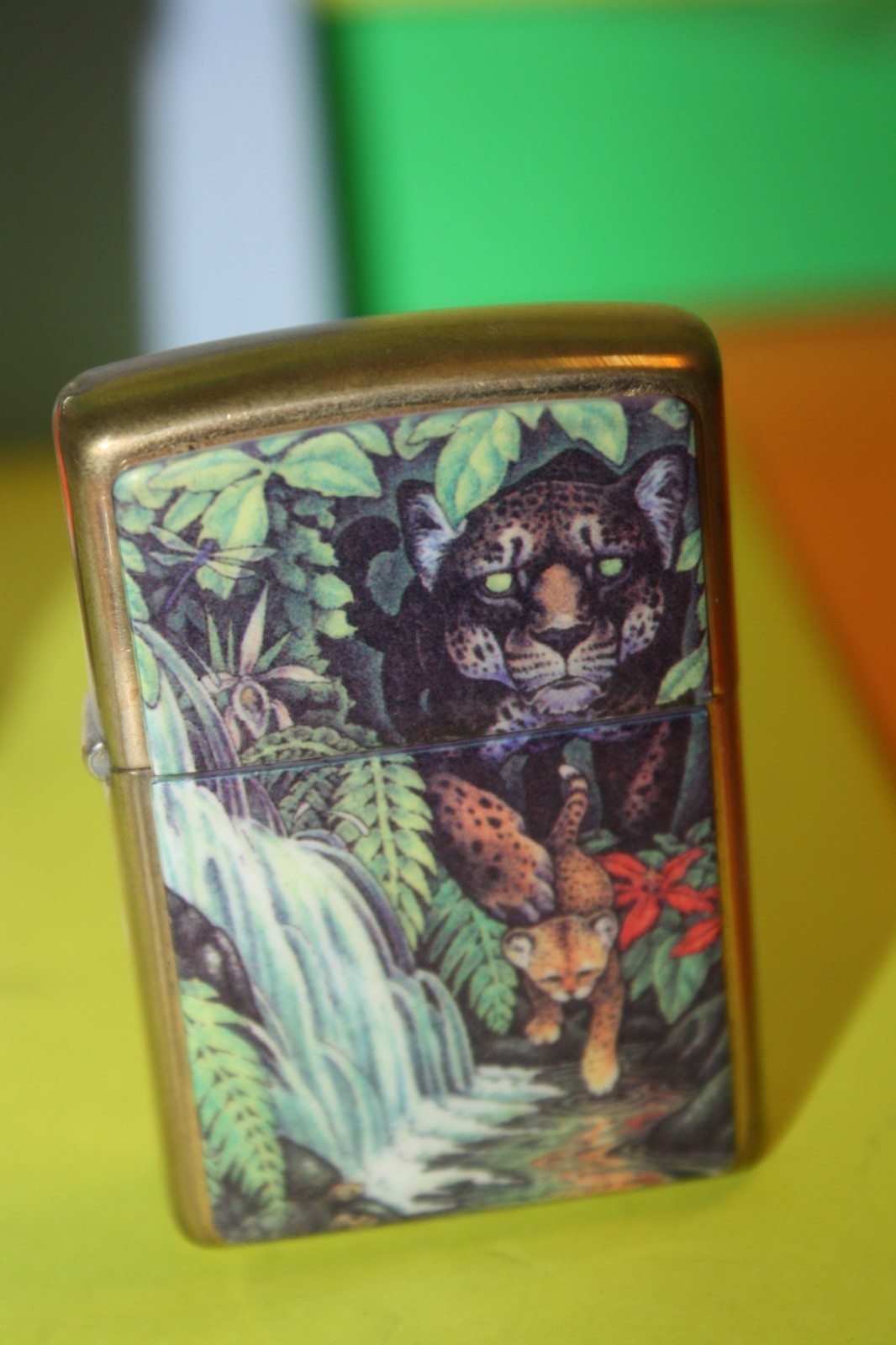Zippo * Animal Lighter Forest Jungle Leopard Design in the case