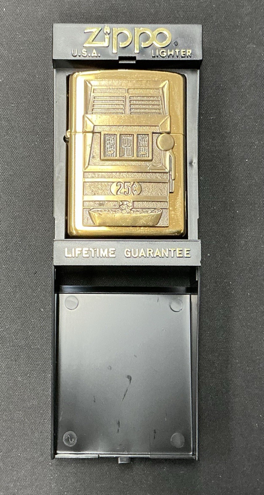 1997 ZIPPO BRASS BARRETT SMYTHE SURPRISE EMBLEM SLOT MACHINE Jackpot ~ Sealed
