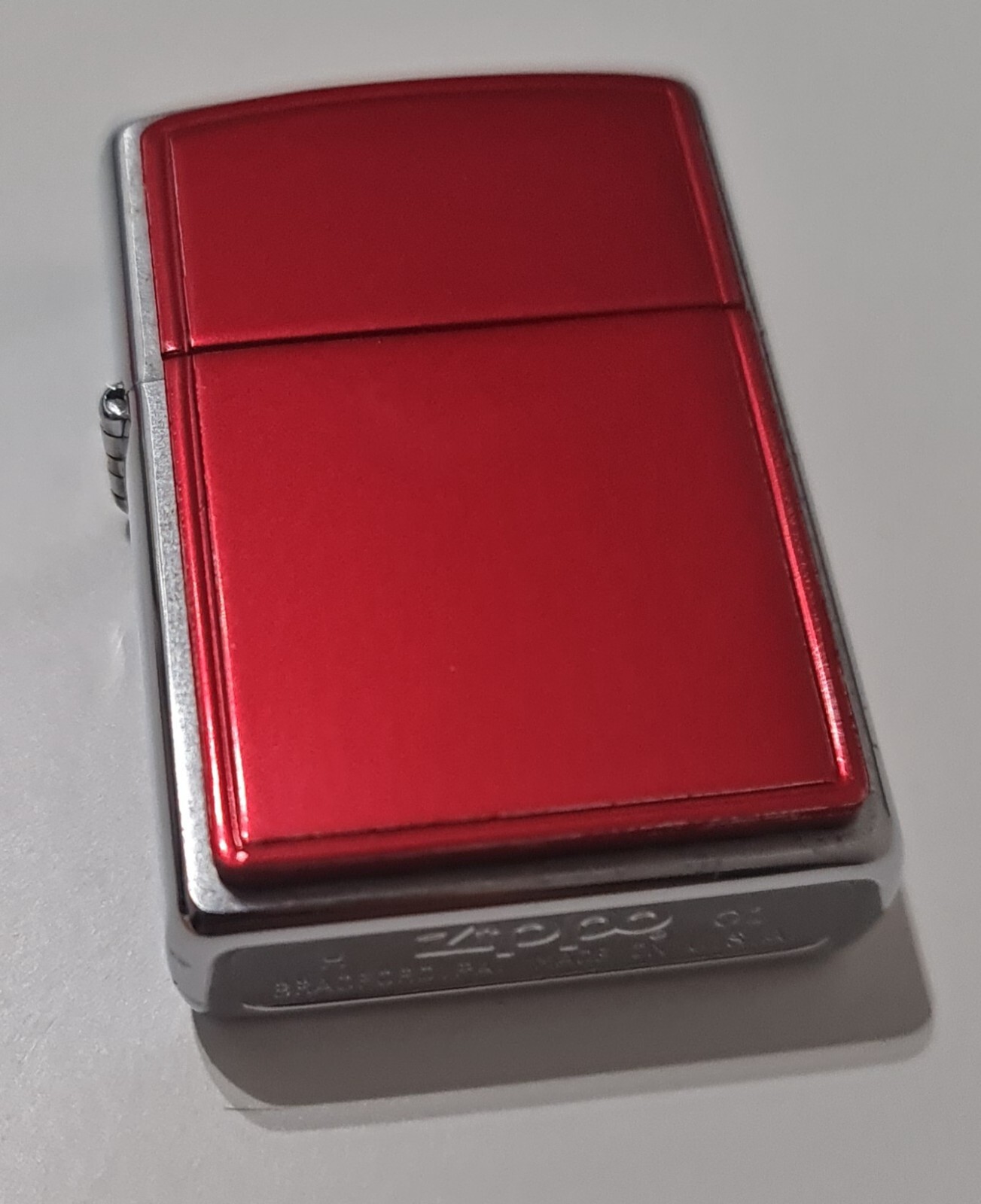 ZIPPO RED ANODIZED ALUMINUM – 01 – NEW – VERY RARE !!!