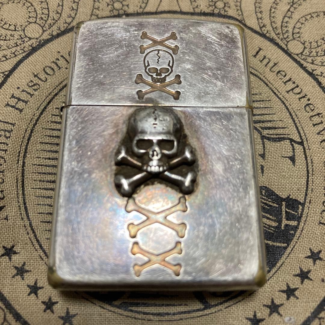 Zippo Lighter – Skull Design