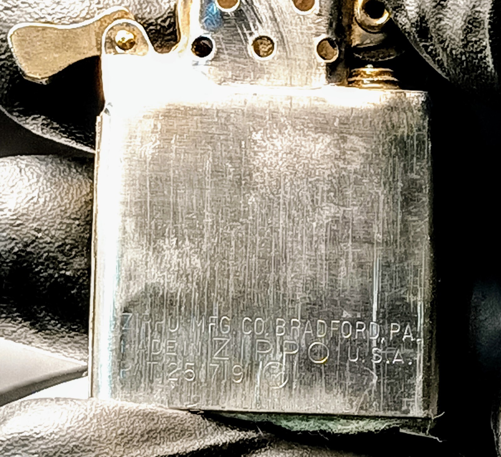 Vintage Ornate Sterling Plated Sleeve 1958 Zippo Lighter Pat Pend 2517191 Workin