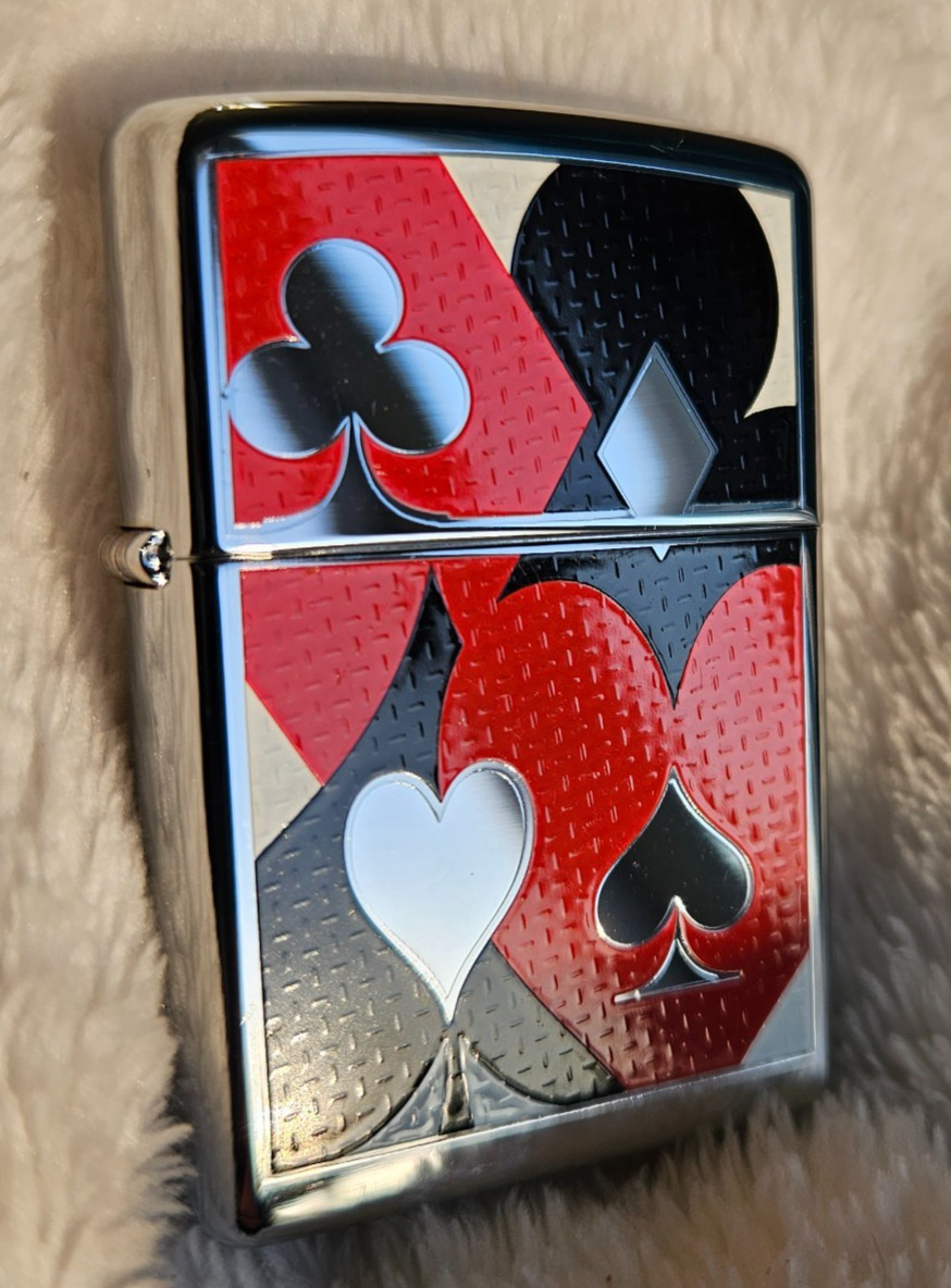 Zippo Lighter 2007 Suited, Heart, Diamond, Club, Spade, Textured Surface, New