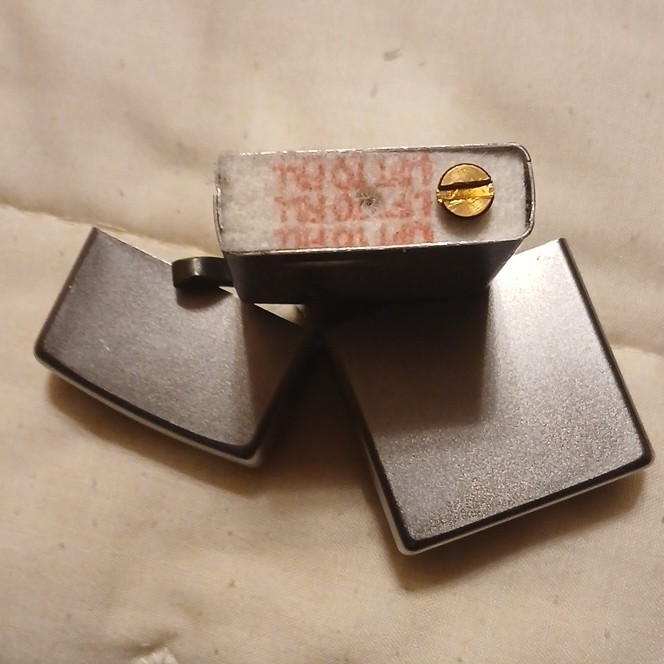 Zippo Silver Collectible Lighter Classic Plain Design Metal Pocket Flame Durable