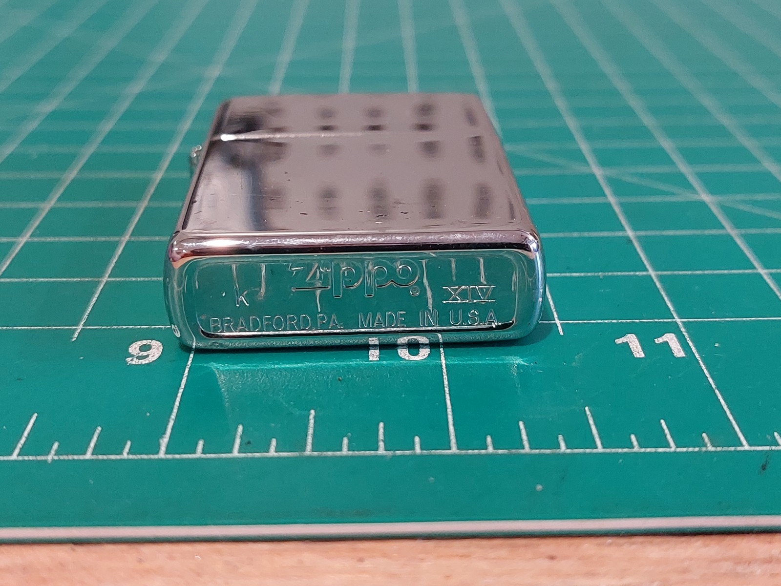 Vintage 1998 Plain Chrome Zippo Lighter Needs Flint
