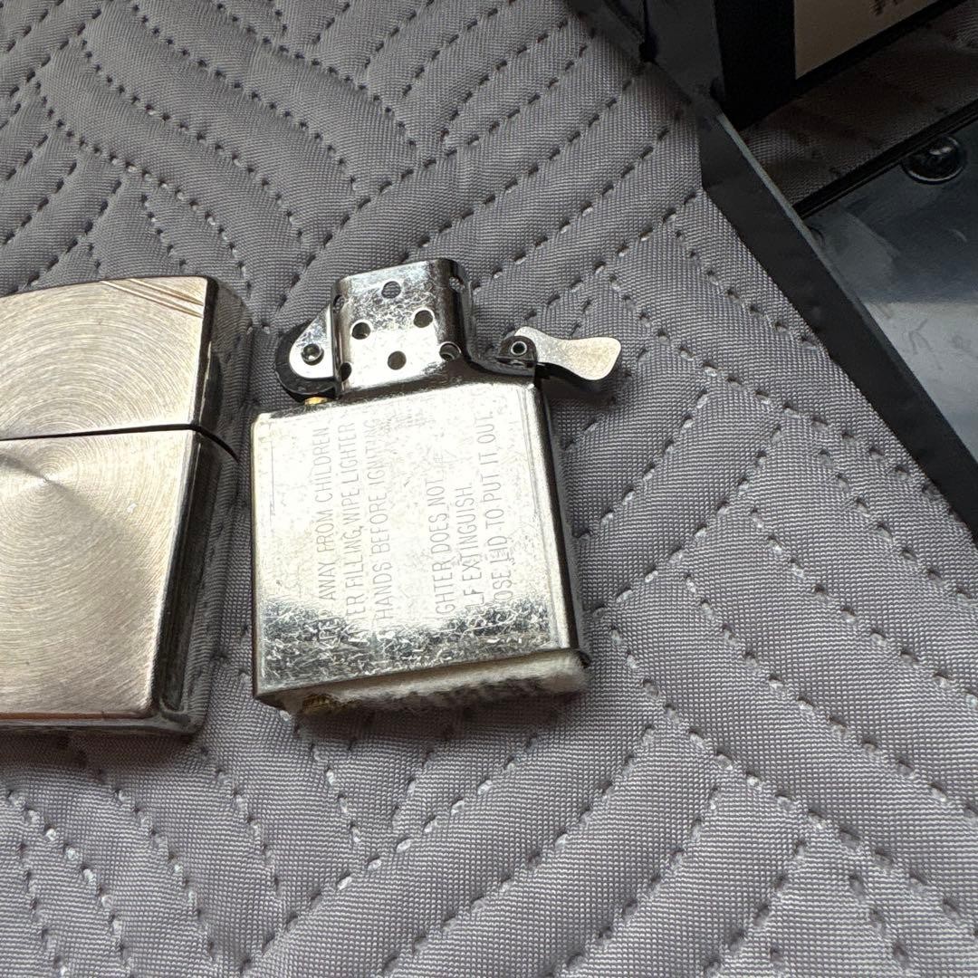 Zippo lighter body silver