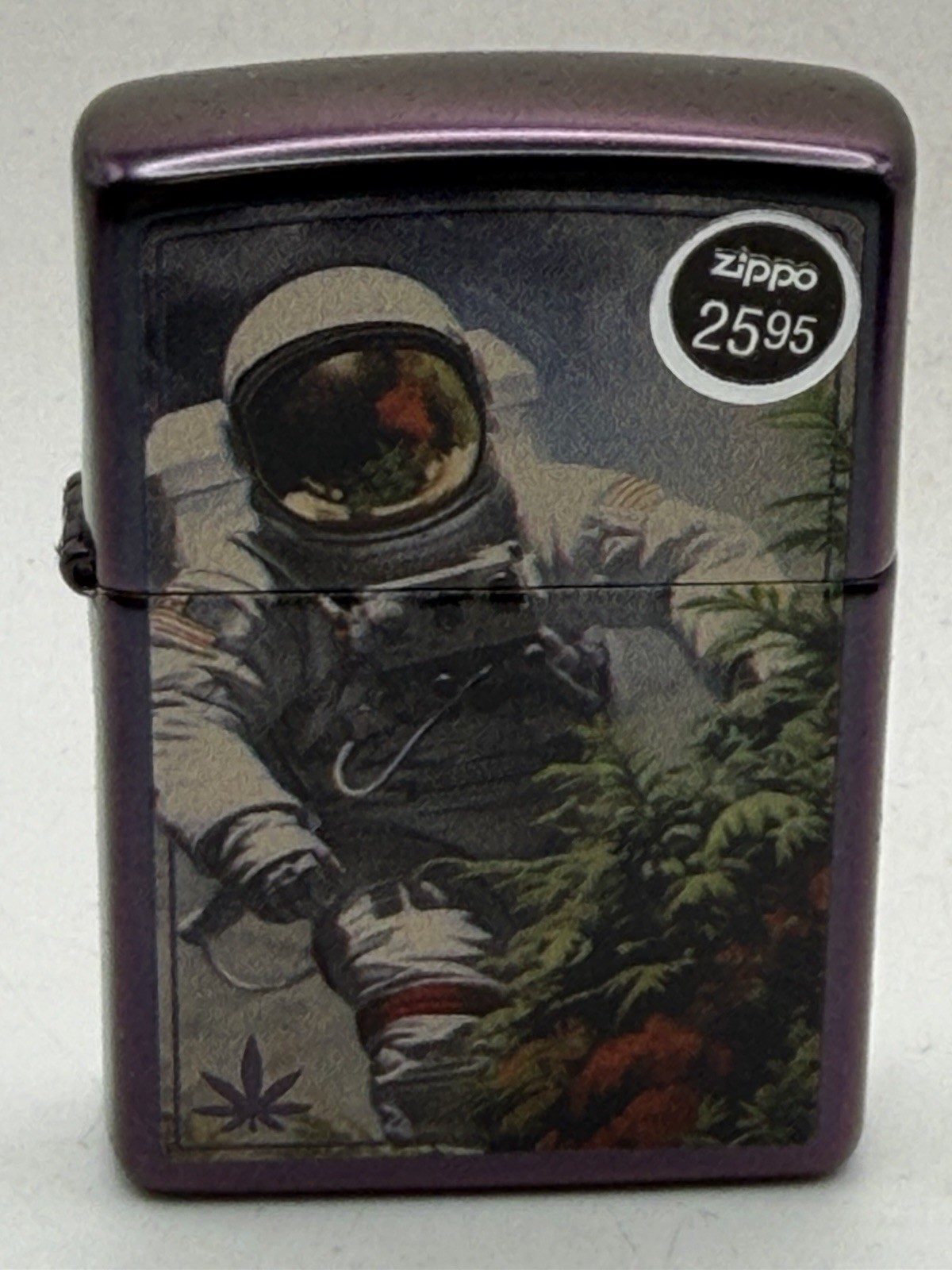 2025 High Astronaut 420 Iridescent Zippo Lighter New 47519
