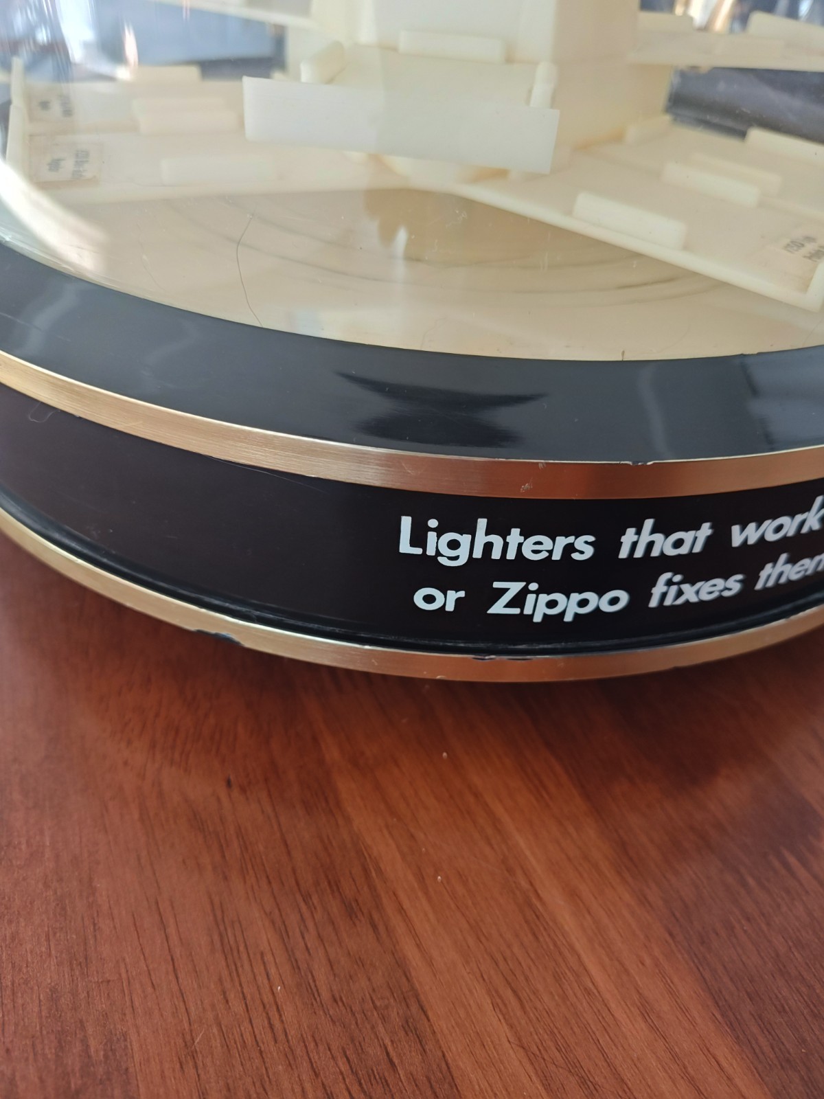 Vintage Rotating/Lighted Zippo Display 30 Lighter 1970’s Very Good Condition