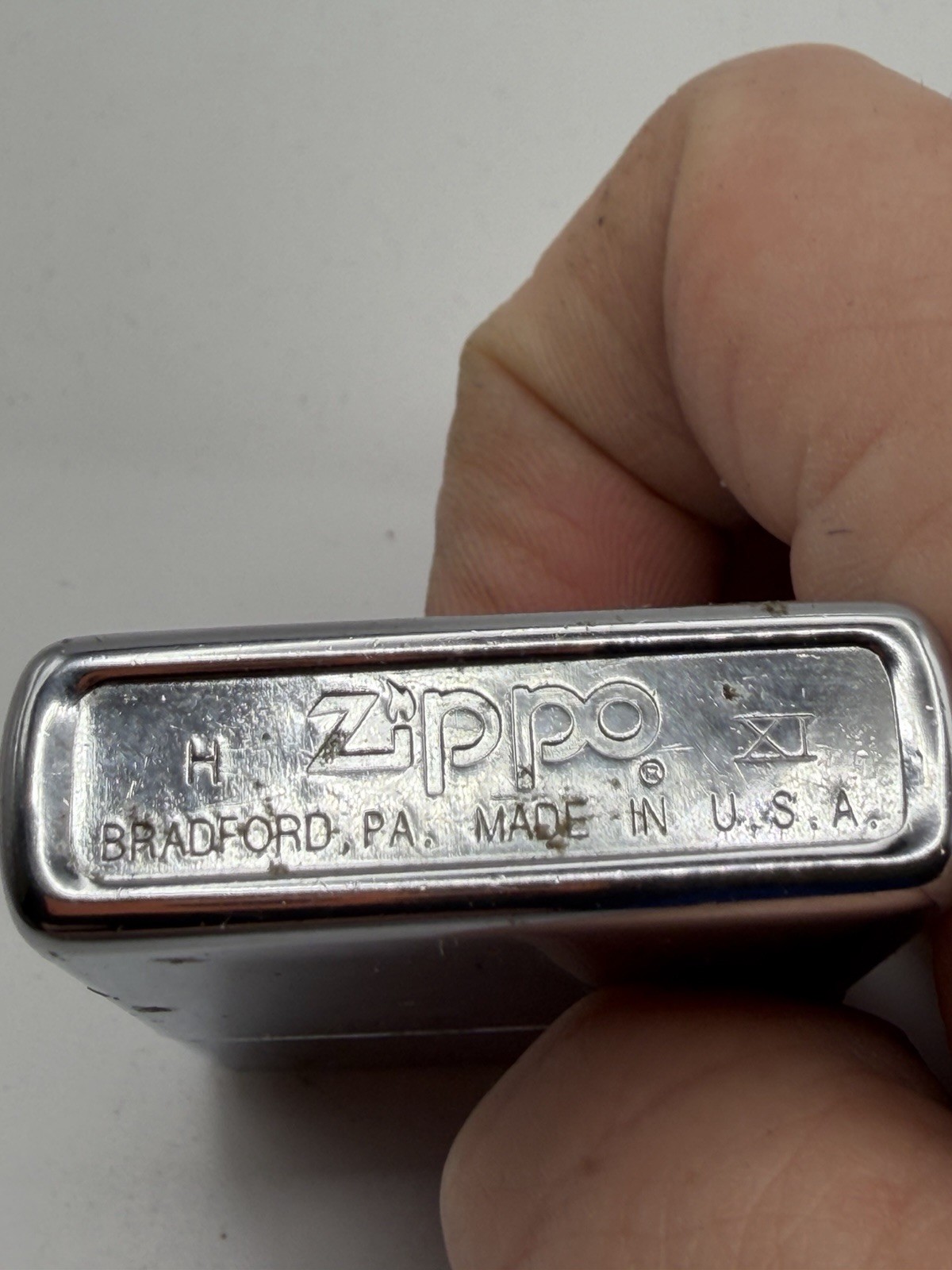 Vintage 1995 High Polish Chrome Zippo Lighter In Box B34