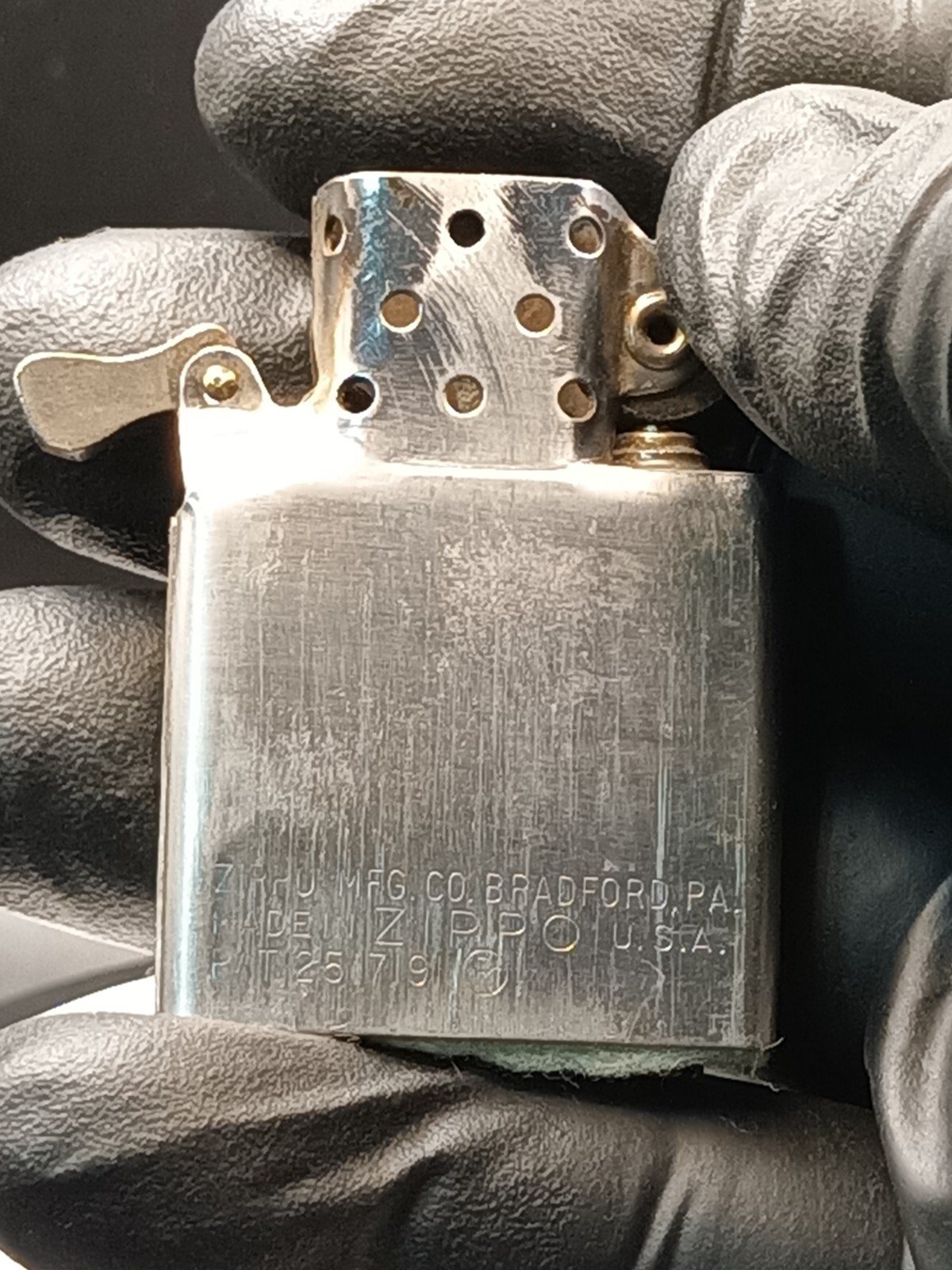 Vintage Ornate Sterling Plated Sleeve 1958 Zippo Lighter Pat Pend 2517191 Workin