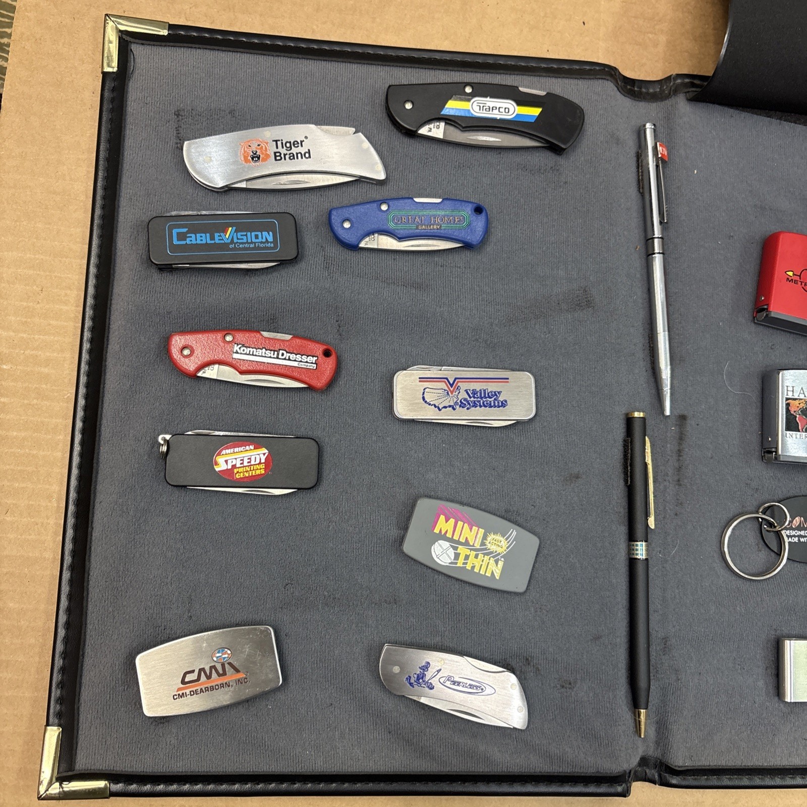 Zippo Salesman Sample Kit Money Clip Keychain Folding Knife Ziplight