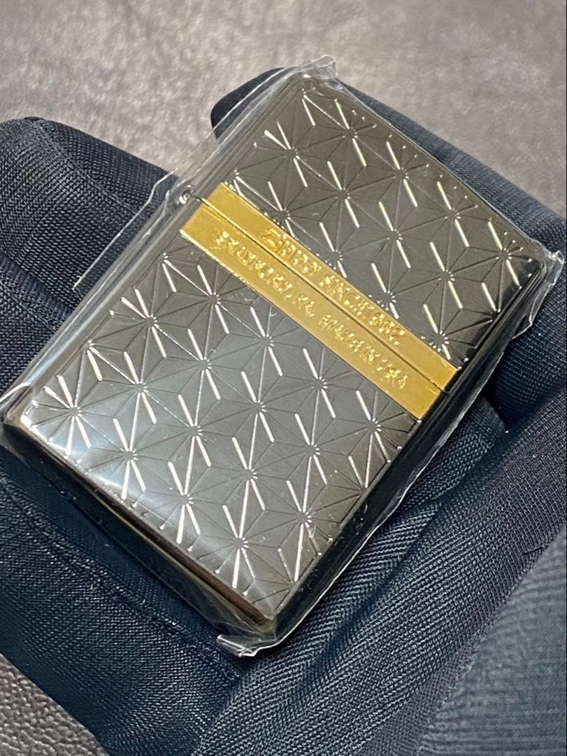 Zippo Gold Black Double-sided Engraving 2024