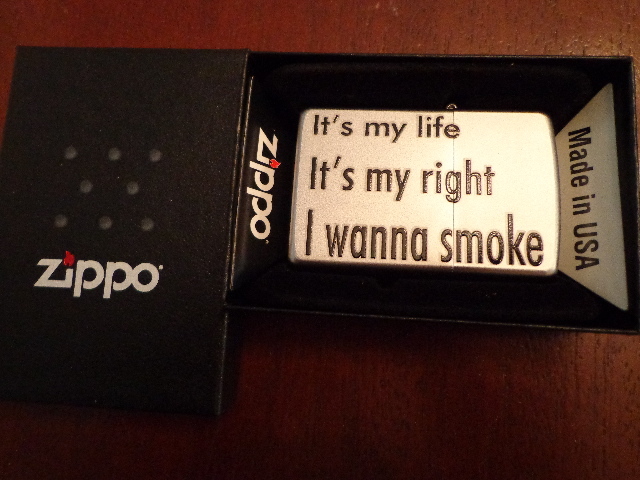 IT’S MY LIFE IT’S MY RIGHT I WANNA SMOKE PRO SMOKING ZIPPO LIGHTER MINT IN BOX