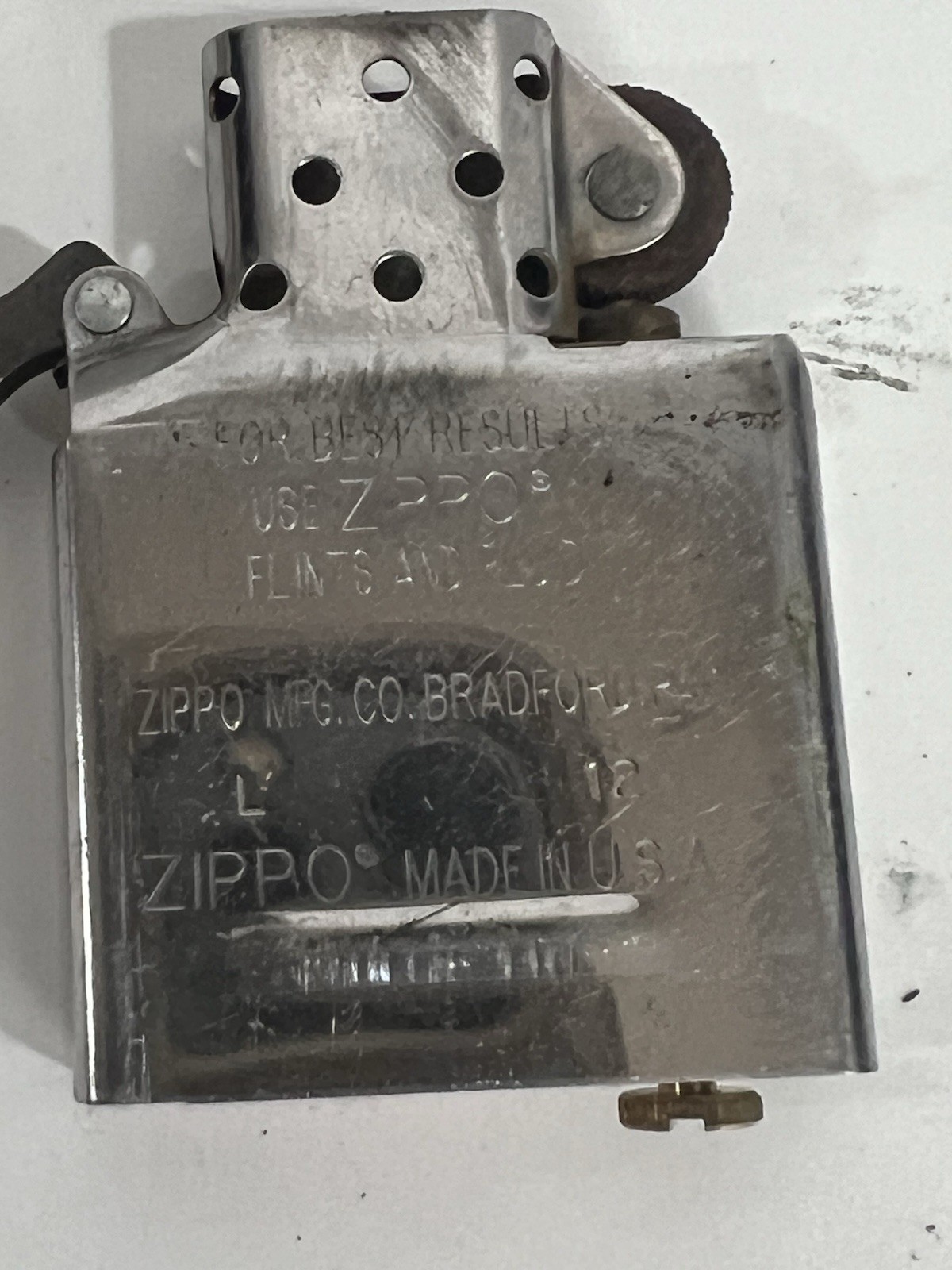 Zippo – 2012 Plain Lighter – L- 12 – Polished Chrome Untested