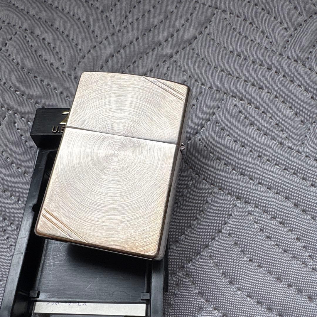 Zippo lighter body silver