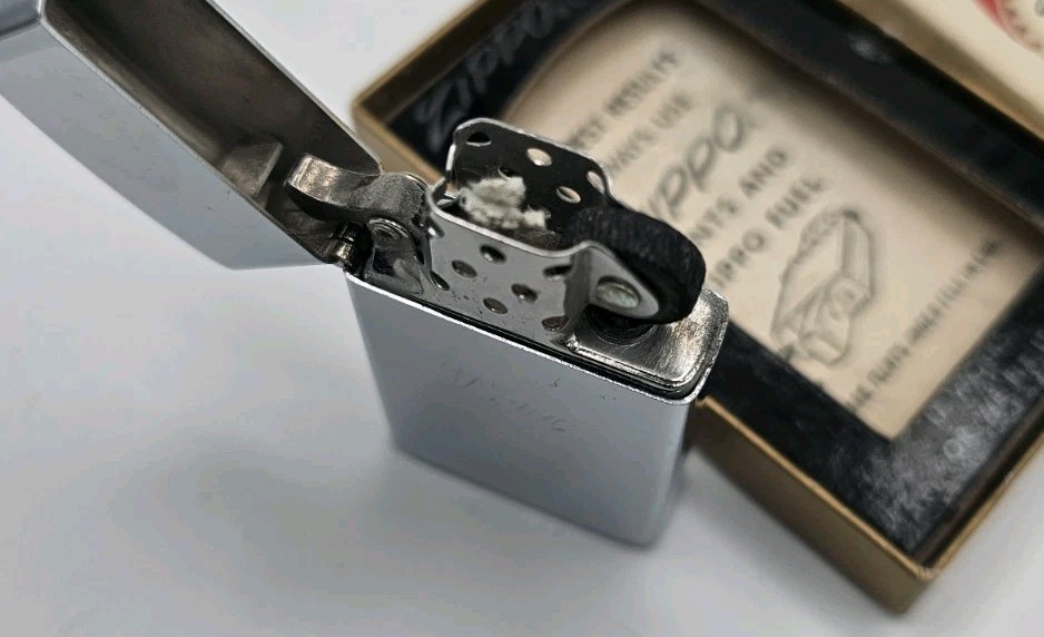 Vintage 1960’s Zippo Lighter New In The Box No. 1610